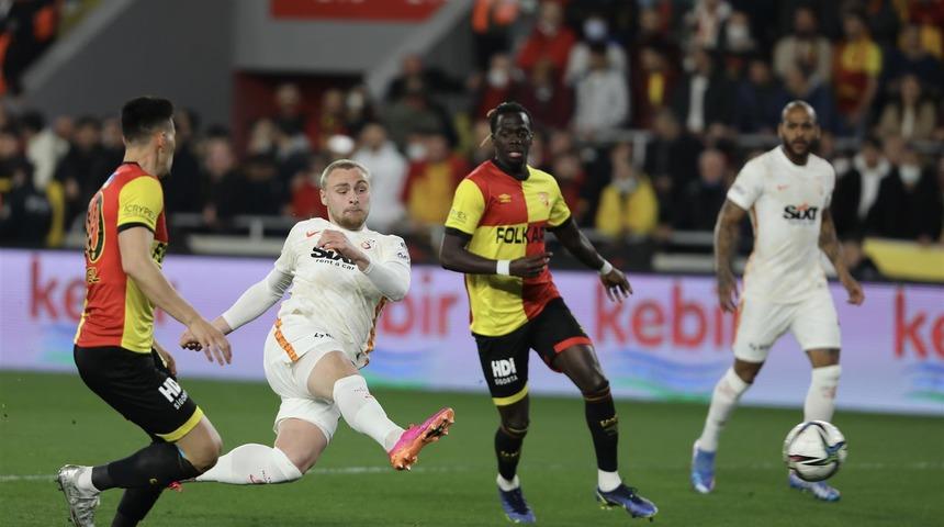 Son dakika: Resmen açıklandı! Göztepe'den Çin'e transfer oldu!