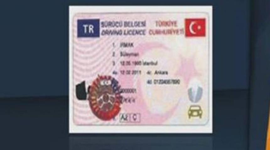 Yeni ehliyetler 1 Ocak 2015'te