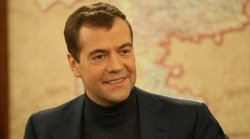 Medvedev, Ukrayna&rsquo;ya T&uuml;rkiye&rsquo;yi &ouml;rnek g&ouml;sterdi