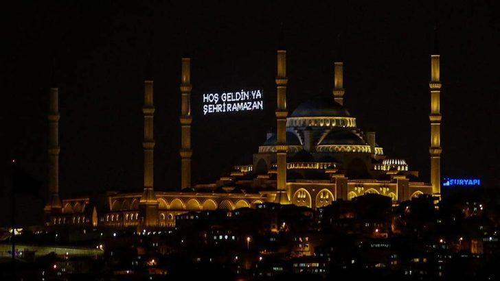 Sahur saati İstanbul, Ankara, İzmir için kaçta? 17 Nisan 2022 sahur vakti ve il il sahur saatleri! Ramazan imsakiyesi 2022