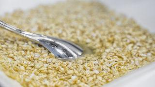 Sağlıklı beslenme ve diyet listelerinin yıldızı yulaf ezmesi: Egzamayı iyileştirir, kabızlığı giderir...