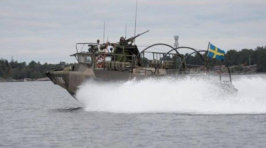 İsve&ccedil; karasularında 'askeri hareketlilik'