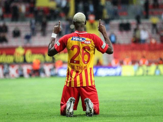 Mame Thiam Beşiktaş'ta! Anlaşma sağlandı...