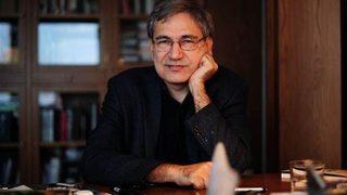 Orhan Pamuk'tan hükümete sert eleştiri