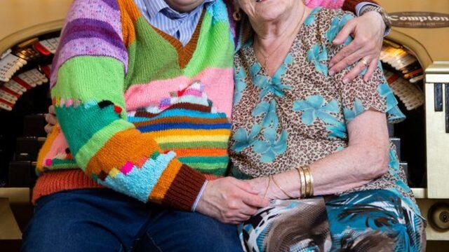 Sosyal medya onları konuşuyor! Aralarında 39 yıl fark bulunan çiftten ilginç açıklama: Cinsel hayatımız inanılmaz