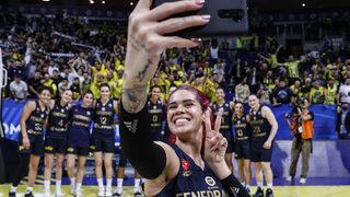 LeBron James'ten Fenerbahçe Safiport paylaşımı!