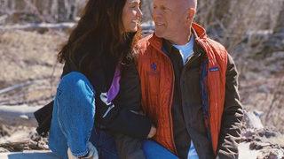 Bruce Willis ile eşi Emma Hemming orman terapisinde