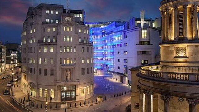 Londra'nın merkezindeki BBC binası