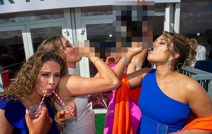 Şaşkına çeviren hareketler! İngilizler eğlencenin dozunu kaçırınca ortaya ilginç görüntüler çıktı G4