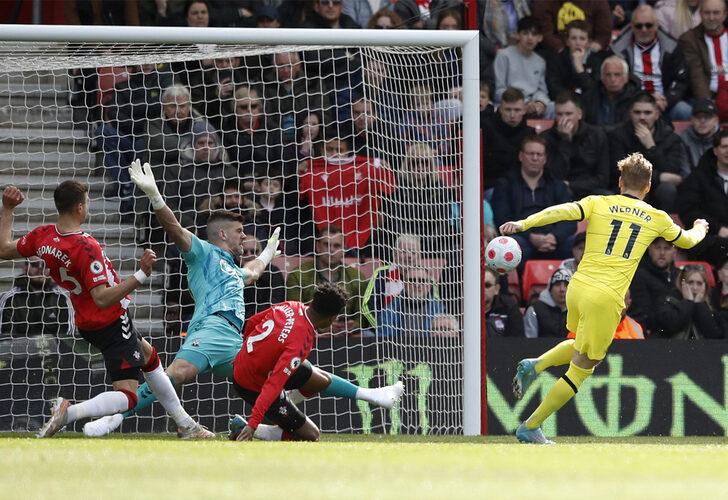 Chelsea'den tarihe geçecek skor! Acımadılar