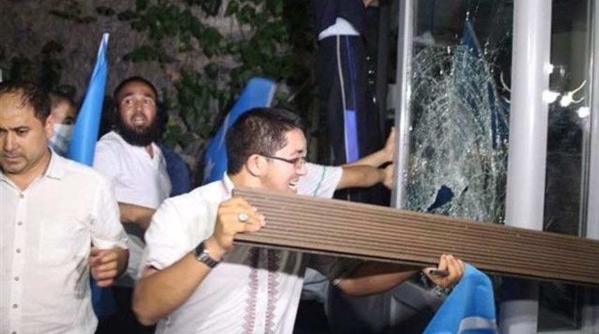 Tayland T&uuml;rkiye'deki el&ccedil;iliklerini kapattı