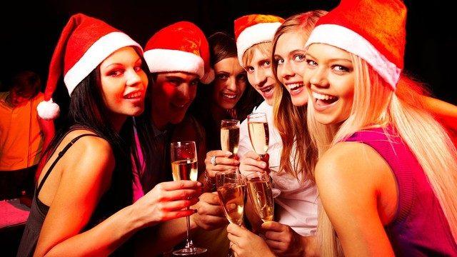 Üniversiteden öğrencilerine 'Noel' yasağı