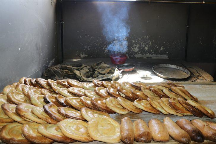Bayburt'ta tandır ketesi, sahur sofralarını süslüyor G3