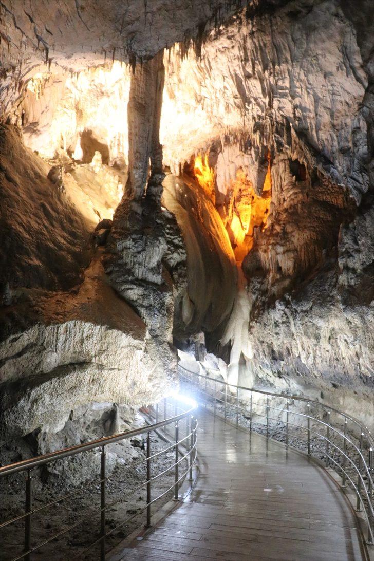 Gökgöl Mağarası yenilenen çehresiyle ziyaretçilerini ağırlıyor G2