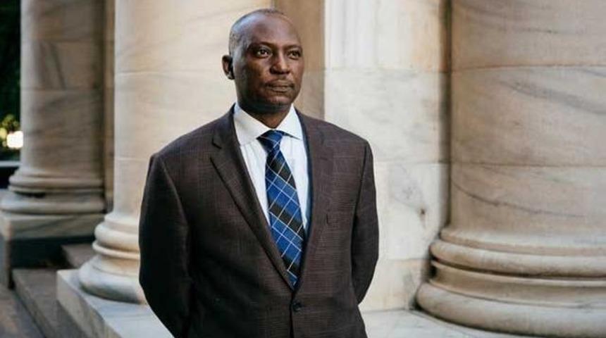 Tek su&ccedil;u Obama'yla asans&ouml;re binmek