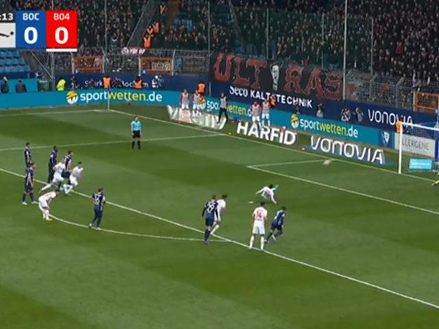 Bu nasıl penaltı? Yeşil sahalarda ender görülen an...