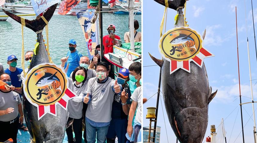 Tayvan’da dev ton balığı rekor fiyata satıldı