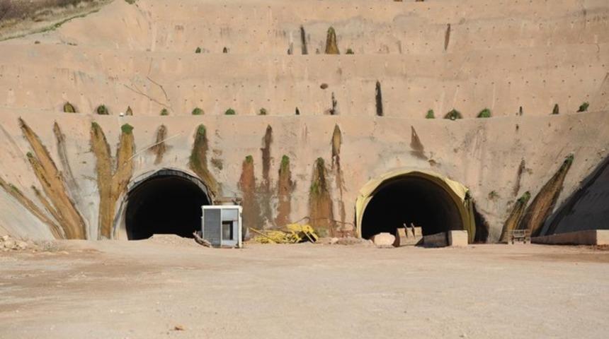 Erbil'de t&uuml;nel &ccedil;&ouml;kt&uuml;, 3 T&uuml;rk iş&ccedil;i hayatını kaybetti