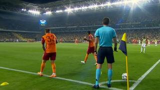 Son dakika: Fenerbahçe-Galatasaray maçında gergin anlar! Koşarak kaçtılar