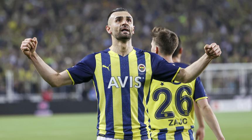 Son dakika: Fenerbahçeli Serdar Dursun, derbi sonrası kendi taraftarını hedef aldı!