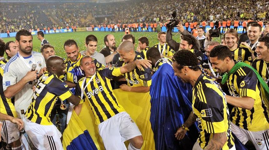 Galatasaray taraftarını çok kızdıran paylaşım! "Ağlama..."