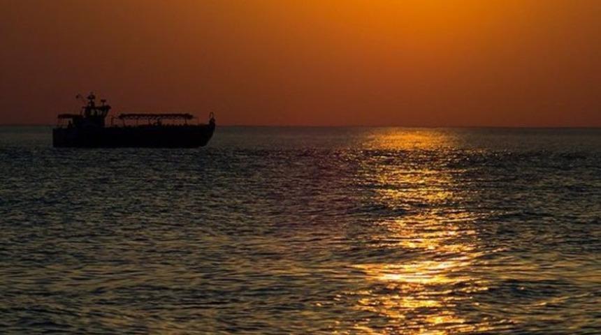 Yunanistan açıklarında acil yardım çağrısı verildi