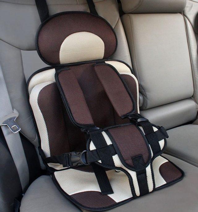 What you need to have in your vehicle on long trips with children