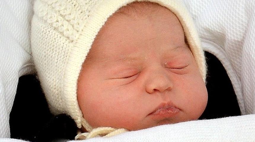 İngiltere'de yeni prensesin ismi Charlotte Elizabeth Diana oldu