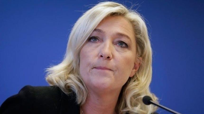 Baba Le Pen: Kızımın soyadımı taşımasından utanç duyuyorum