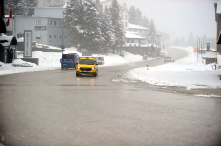 Kış sezonunu kapanmıştı! Uludağ, Nisan ayında kar sürprizi yaşadı G2
