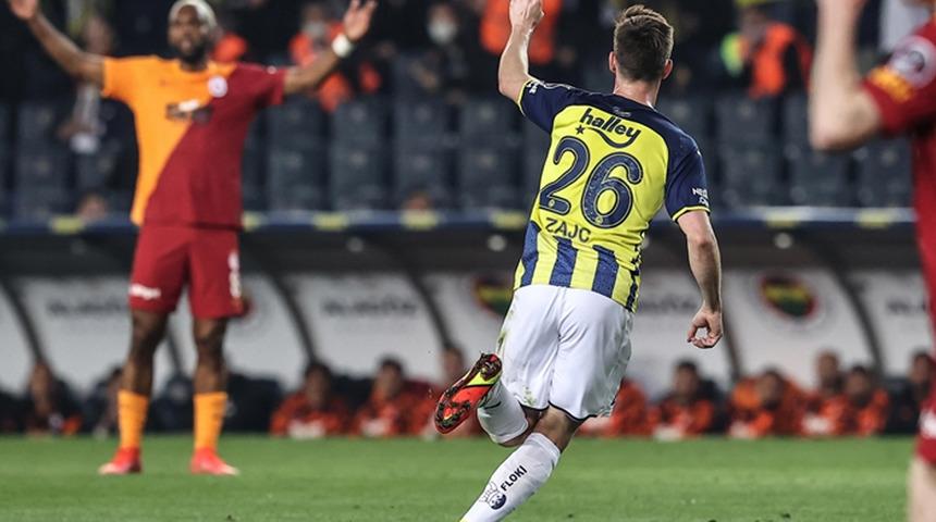 Galatasaray rekor kırıyor! Taraftar isyan etti