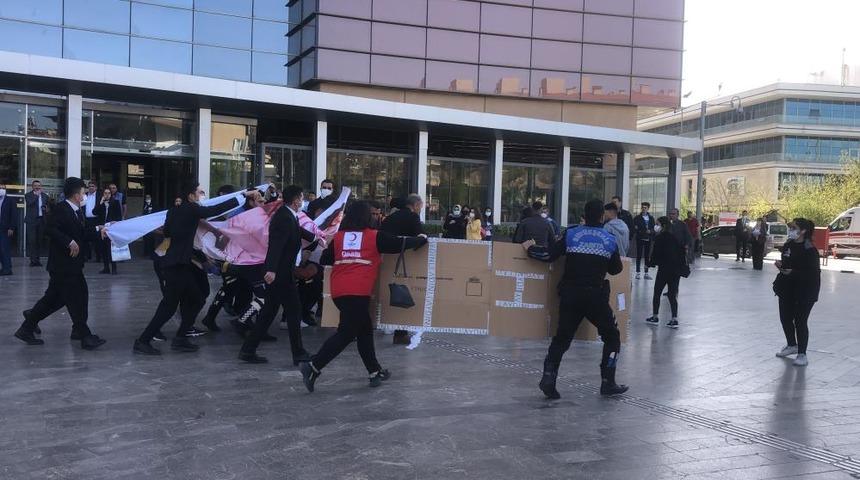 Gaziantep'te korkunç olay! AVM'nin 3. katından düşen hamile kadın hayatını kaybetti