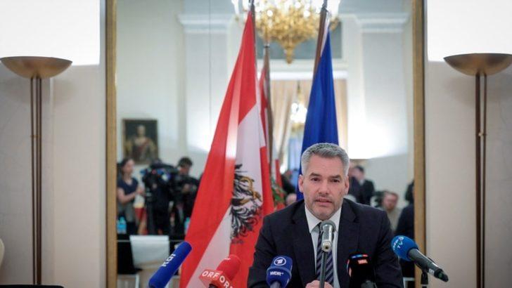 Avusturya Başbakanı Moskova’da Putin’le Görüştü