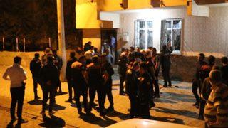 Komşular iftar sonrası birbirine girdi: 8 yaralı