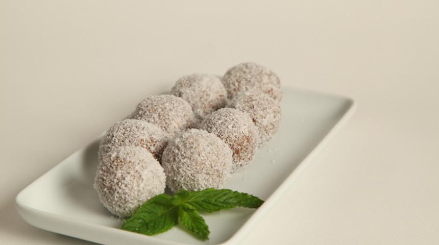 İftardan sonra çayın yanına hafif bir tarif: Hurmalı lokum! Hurmalı lokum nasıl yapılır, malzemeleri neler?