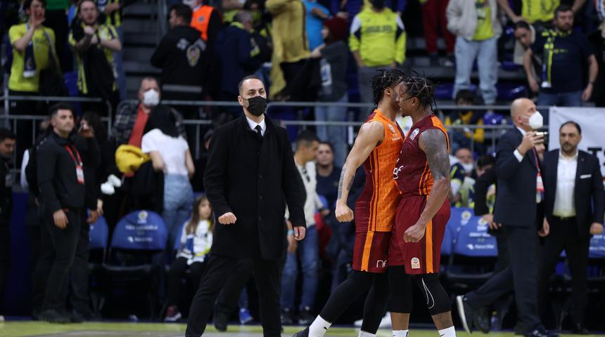Son dakika: Galatasaray'dan Fenerbahçeli taraftarları çok kızdıracak paylaşım!