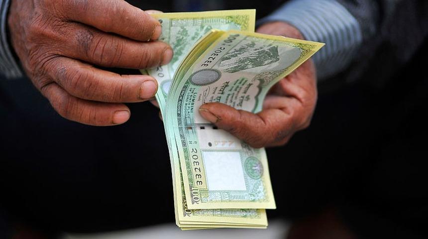 Nepal, döviz rezervlerinin düşmesi üzerine lüks ürünlerin ithalatına sınırlama getirdi