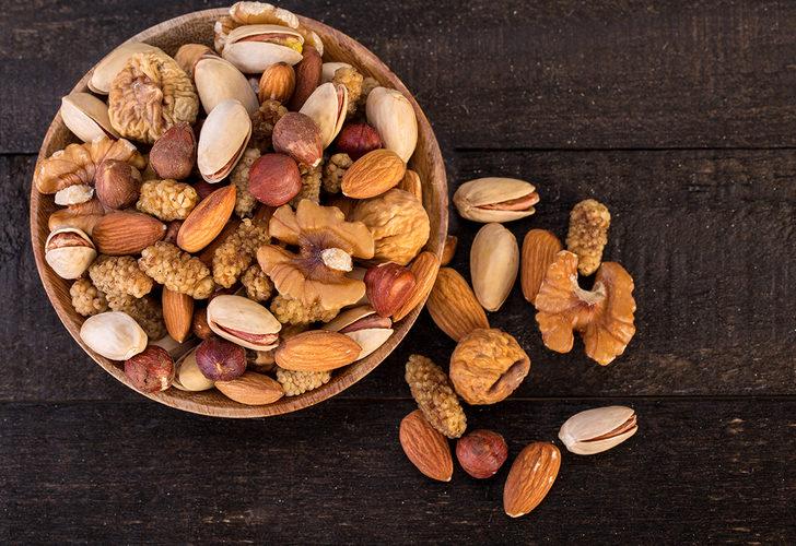 Doğal yollarla göğüslerinizi büyütebilirsiniz G1