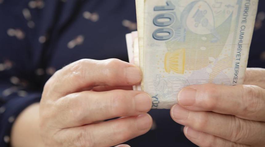 Yapı Kredi’den promosyon hamlesi: Bunu yapan emeklinin hesabına 2750 lira yatırılıyor! 