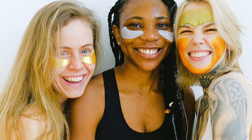 Uyurken göz altı problemlerinizden kurtulabilirsiniz