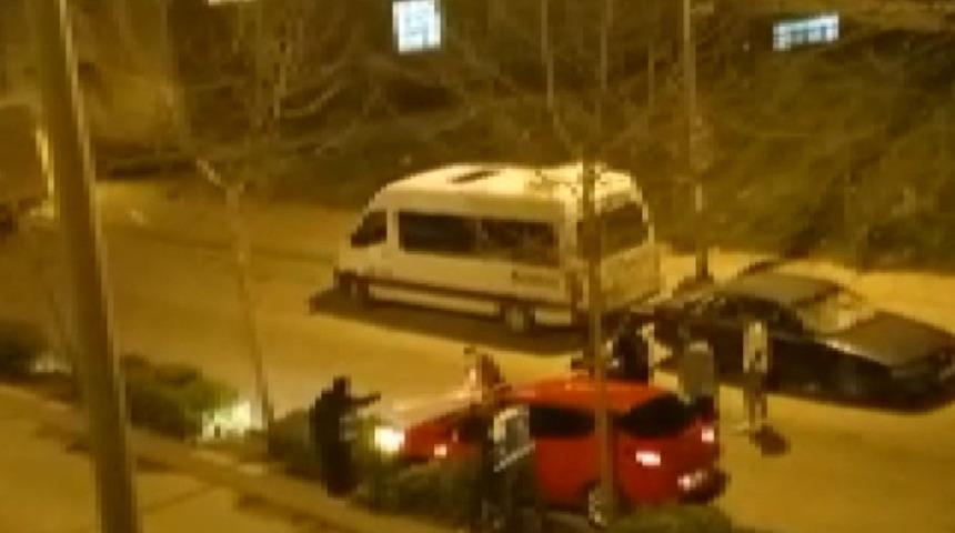 Esenyurt'ta ilgin&ccedil; anlar! Hırsızların arabasına binince olanlar oldu: Eşinin ka&ccedil;ırıldığını sanıp...