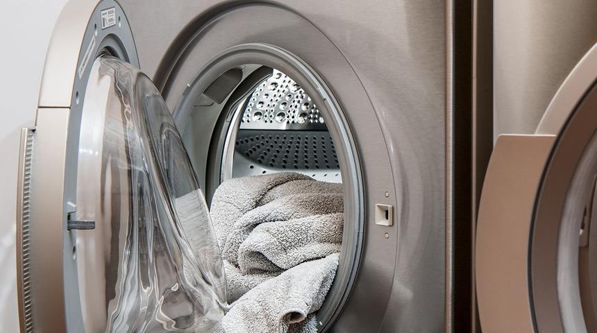 &Ccedil;amaşır makinesine 1 kaşık ekleyince elektrik faturası en az 50 TL d&uuml;ş&uuml;yor