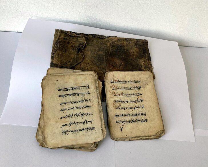 Tekirdağ'da tarihi eser operasyonu! Tarihi el yazması kitabı satmak isterken yakalandı