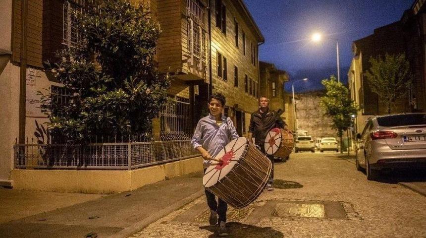 SAHUR SAATLERİ 2022! Sahur saat kaçta? Ezan ne zaman okunacak? İstanbul, Ankara, İzmir sahur ne zaman?