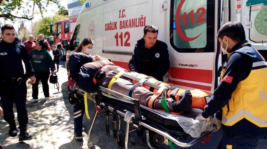 Eşini dinlemedi, ölümden döndü: Çıkma o çatıya dedim