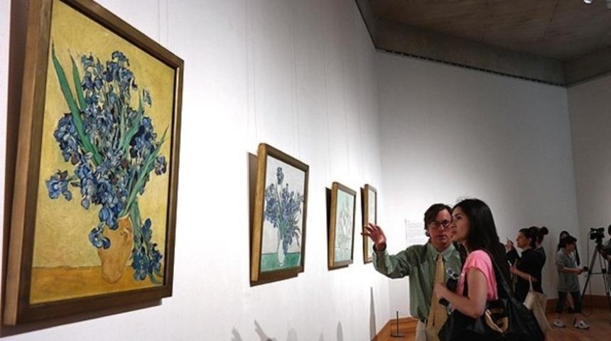 Van Gogh'un "çiçekleri" 125 yıl sonra bir arada
