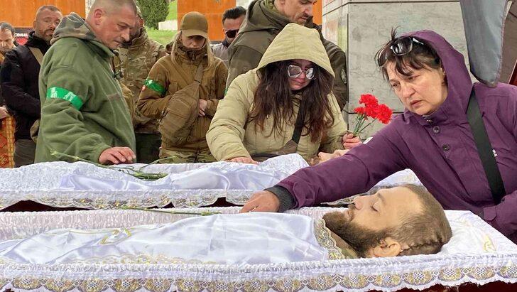 Ukrayna'dan yürek burkan görüntüler! Gözyaşları sel oldu G2