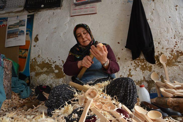Kütahya'nın "kaşıkçı köyü"nde mesleğe ilgi azalıyor G5