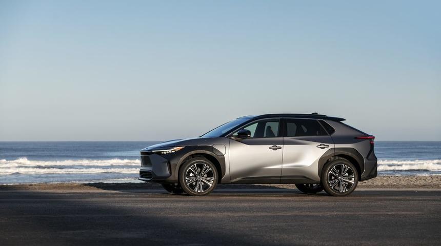 Toyota için bir ilk olmuştu! bZ4X'in ABD fiyatları açıklandı: İşte ABD'deki Toyota bZ4X fiyatları