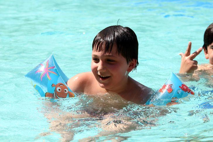 Termal Kaplıcaları ara tatilde öğrenciler ve ailelerini ağırlıyor G3